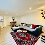 Lous Apartment *